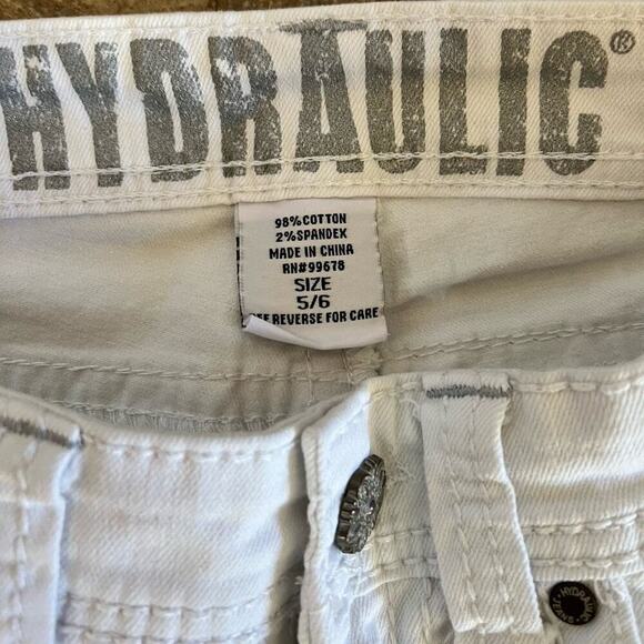 HYDRAULIC white short cotton jeweled  5/6 women's  shorts - Picture 2 of 8